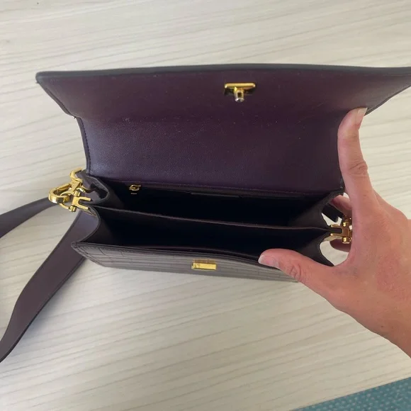 JW PEI BROWN CROC PURSE - Picture 6 of 10